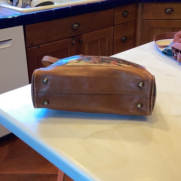 Patricia Nash purse - Picture 2 of 5